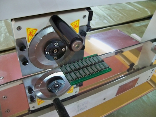 Μηχανή διαχωρισμού PCB με κυκλική και γραμμική λεπίδα, υψηλής απόδοσης χειροκίνητη V-cut