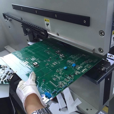 ISO9001 Μηχανή κοπής PCB V με χωρητικότητα αντιλειτουργίας κοπής 480mm