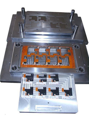 Αυτοματοποιημένο εξοπλισμό CWPL PCB Punching Machine για Fpc υψηλής ταχύτητας χάλυβα