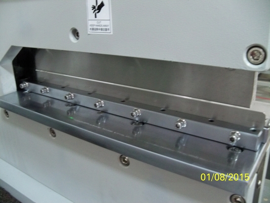 Στοιχεία ασφαλείας για τον διαχωρισμό PCB πάχους έως 2,0 mm με μέρη κοντά στη γραμμή σημειώσεων
