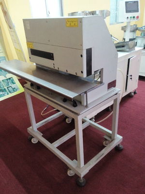 0.4mpa τα PCB Β υψηλής ταχύτητας πίεσης εργασίας κόβουν τη μηχανή L460mm