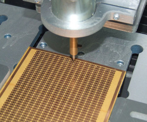 Πλήρως αυτόματος διαχωριστής PCB β-περικοπών μηχανών Β σημειώνοντας στις επιτροπές PCB