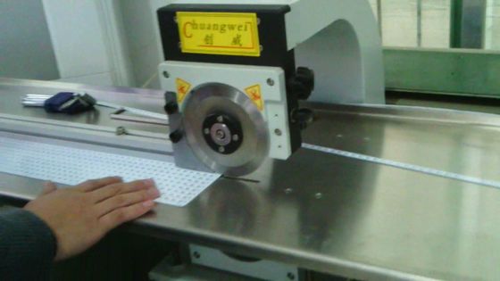 Παράθυρο 7 αυτόματος δρομολογητής PCB Depanelizer Smt ρύθμισης L430mm