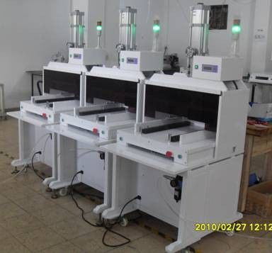 8T υδραυλική Punching PCB φορμών FPC μηχανή 0.7Pa, μηχανή διατρήσεων PCB